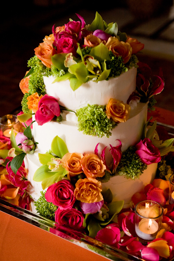 wedding cake photo by Stephanie Cristalli Photography